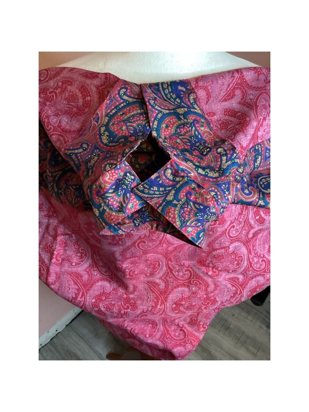 Vintage Izod paisley shirt size medium quality stitching 100% RayonHong Kong - Picture 3 of 15